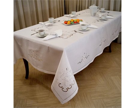Water Lily Machine- Embroidered Rectangular Tablecloth 135cm x 180cm
