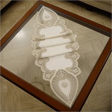 Βελούδο Τούλι Ράνερ σε βελούδο και δαντέλα κεντημένη στη μηχανή 43cm x 165cm